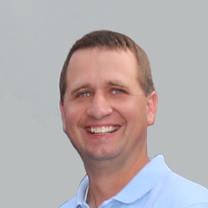 headshot of Lee Bingham
